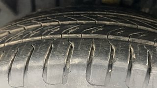 Used 2014 Ford EcoSport [2013-2015] Titanium 1.5L Ti-VCT AT Petrol Automatic tyres LEFT FRONT TYRE TREAD VIEW