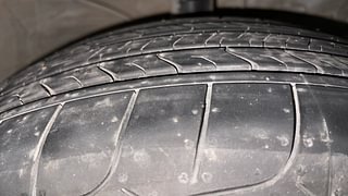Used 2016 Hyundai Creta [2015-2018] 1.6 SX Plus Petrol Petrol Manual tyres RIGHT FRONT TYRE TREAD VIEW