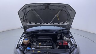 Used 2015 volkswagen Vento 1.6L Highline Petrol Petrol Manual engine ENGINE & BONNET OPEN FRONT VIEW