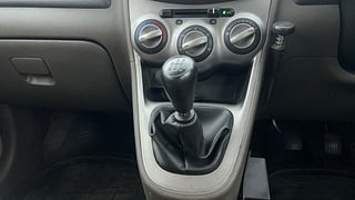 Used 2013 Hyundai i10 magna 1.1 Petrol Manual interior GEAR  KNOB VIEW