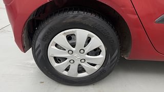 Used 2013 Hyundai i10 magna 1.1 Petrol Manual tyres RIGHT REAR TYRE RIM VIEW