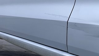 Used 2015 volkswagen Vento 1.6L Highline Petrol Petrol Manual dents MINOR DENT