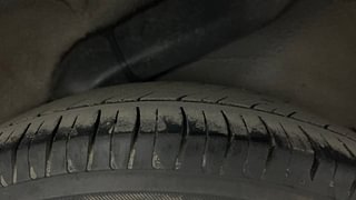 Used 2014 Hyundai i10 magna 1.1 Petrol Manual tyres LEFT REAR TYRE TREAD VIEW