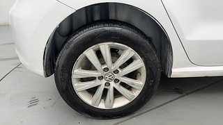 Used 2013 Volkswagen Polo [2010-2014] Highline1.2L (P) Petrol Manual tyres RIGHT REAR TYRE RIM VIEW