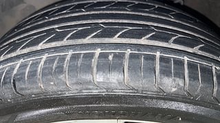 Used 2015 Hyundai Elite i20 [2014-2018] Asta 1.2 (O) Petrol Manual tyres LEFT FRONT TYRE TREAD VIEW