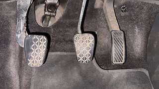 Used 2013 Ford EcoSport [2013-2015] Titanium 1.5L Ti-VCT Petrol Manual interior PEDALS VIEW