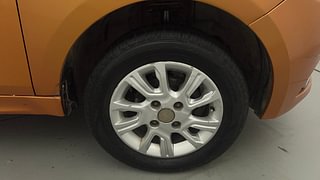 Used 2016 Tata Tiago [2016-2020] Revotron XZ Petrol Manual tyres RIGHT FRONT TYRE RIM VIEW