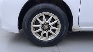 Used 2013 Nissan Sunny [2011-2014] XL Petrol Manual tyres LEFT FRONT TYRE RIM VIEW