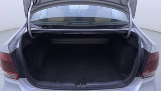 Used 2015 volkswagen Vento 1.6L Highline Petrol Petrol Manual interior DICKY INSIDE VIEW