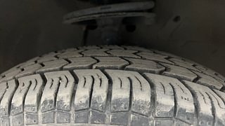 Used 2010 Maruti Suzuki Swift [2007-2011] VXi Petrol Manual tyres RIGHT FRONT TYRE TREAD VIEW