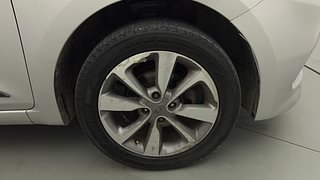 Used 2015 Hyundai Elite i20 [2014-2018] Asta 1.2 (O) Petrol Manual tyres RIGHT FRONT TYRE RIM VIEW