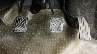 Used 2012 Maruti Suzuki Wagon R 1.0 [2010-2019] VXi Petrol Manual interior PEDALS VIEW