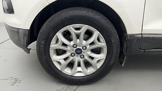 Used 2017 Ford EcoSport [2015-2017] Titanium 1.5L Ti-VCT AT Petrol Automatic tyres LEFT FRONT TYRE RIM VIEW