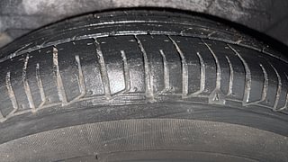 Used 2015 Hyundai i10 magna 1.1 Petrol Manual tyres RIGHT REAR TYRE TREAD VIEW