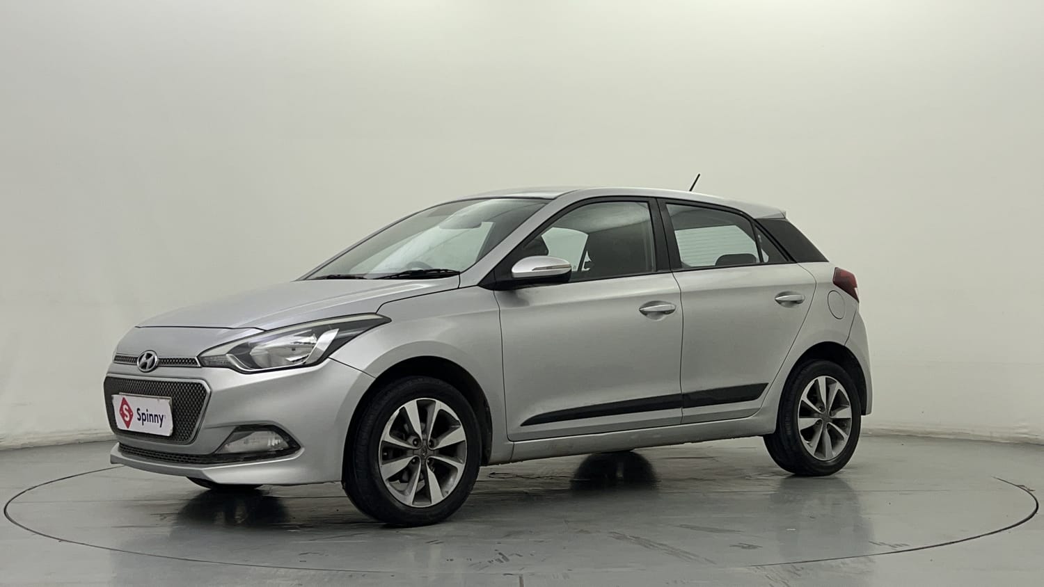 LEFT FRONT CORNER VIEW