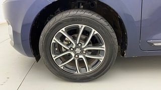 Used 2018 Maruti Suzuki Swift [2017-2021] ZXi Plus AMT Petrol Automatic tyres LEFT FRONT TYRE RIM VIEW