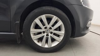 Used 2017 volkswagen Polo 1.2L GT TSI Petrol Automatic tyres RIGHT FRONT TYRE RIM VIEW