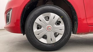 Used 2016 Maruti Suzuki Swift [2011-2017] VXi Petrol Manual tyres LEFT FRONT TYRE RIM VIEW