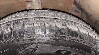 Used 2016 Maruti Suzuki Swift [2011-2017] VXi Petrol Manual tyres RIGHT FRONT TYRE TREAD VIEW