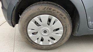 Used 2010 Maruti Suzuki Swift [2007-2011] VXi Petrol Manual tyres RIGHT REAR TYRE RIM VIEW