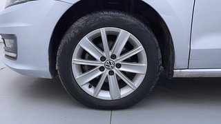 Used 2015 volkswagen Vento 1.6L Highline Petrol Petrol Manual tyres LEFT FRONT TYRE RIM VIEW