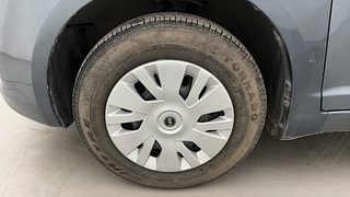 Used 2010 Maruti Suzuki Swift [2007-2011] VXi Petrol Manual tyres LEFT FRONT TYRE RIM VIEW