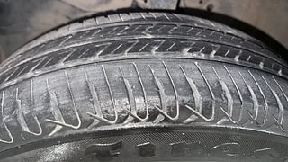 Used 2014 Honda Amaze [2013-2016] 1.2 S i-VTEC Petrol Manual tyres LEFT FRONT TYRE TREAD VIEW