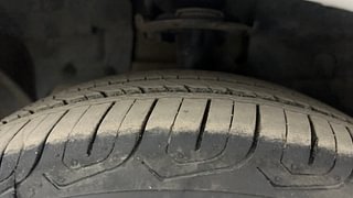 Used 2016 Ford Figo [2015-2019] Trend 1.2 Ti-VCT Petrol Manual tyres LEFT FRONT TYRE TREAD VIEW