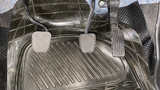 Used 2021 Honda WR-V i-DTEC SV Diesel Manual interior PEDALS VIEW