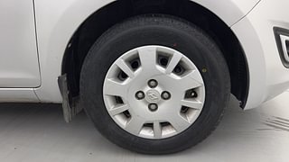 Used 2012 Hyundai i20 [2012-2014] Magna (O) 1.2 Petrol Manual tyres RIGHT FRONT TYRE RIM VIEW