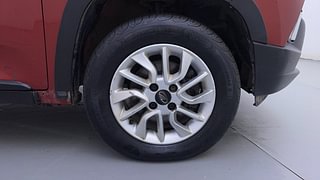 Used 2016 Mahindra KUV100 [2015-2017] K8 6 STR Petrol Manual tyres RIGHT FRONT TYRE RIM VIEW