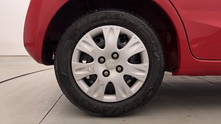 Used 2015 Honda Brio [2011-2016] S MT Petrol Manual tyres RIGHT REAR TYRE RIM VIEW