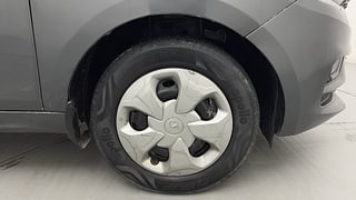 Used 2020 Tata Tiago Revotron XT Petrol Manual tyres RIGHT FRONT TYRE RIM VIEW
