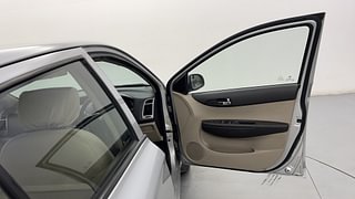 Used 2012 Hyundai i20 [2012-2014] Magna (O) 1.2 Petrol Manual interior RIGHT FRONT DOOR OPEN VIEW