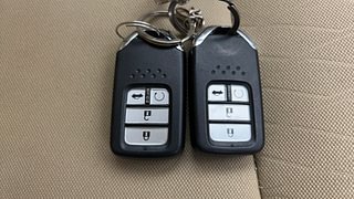 Used 2022 Honda City V CVT Petrol Automatic extra CAR KEY VIEW