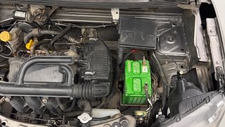 Used 2017 Renault Kwid [2017-2019] RXT 1.0 SCE Special Petrol Manual engine ENGINE LEFT SIDE VIEW