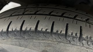 Used 2011 Hyundai i10 [2010-2016] Magna 1.2 Petrol Petrol Manual tyres LEFT FRONT TYRE TREAD VIEW