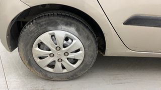 Used 2011 Hyundai i10 [2010-2016] Magna 1.2 Petrol Petrol Manual tyres RIGHT REAR TYRE RIM VIEW