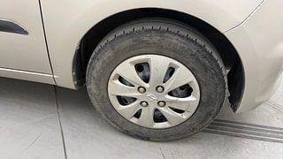 Used 2011 Hyundai i10 [2010-2016] Magna 1.2 Petrol Petrol Manual tyres RIGHT FRONT TYRE RIM VIEW