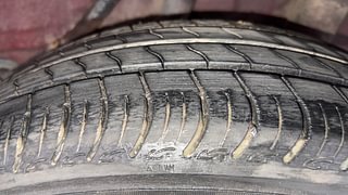 Used 2015 Honda Brio [2011-2016] S MT Petrol Manual tyres LEFT REAR TYRE TREAD VIEW