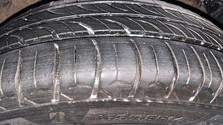 Used 2015 Hyundai Xcent [2014-2017] SX Petrol Petrol Manual tyres RIGHT FRONT TYRE TREAD VIEW