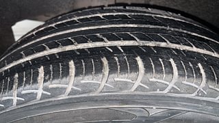 Used 2017 Maruti Suzuki Baleno [2015-2019] Delta Petrol Petrol Manual tyres RIGHT REAR TYRE TREAD VIEW