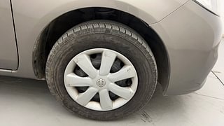 Used 2014 Nissan Sunny [2011-2014] XL Petrol Manual tyres RIGHT FRONT TYRE RIM VIEW