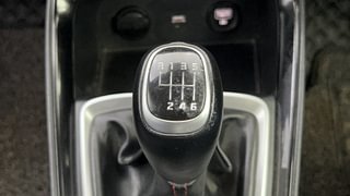 Used 2020 Kia Sonet GTX Plus 1.0 iMT Petrol Manual interior GEAR  KNOB VIEW