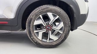 Used 2020 Kia Sonet GTX Plus 1.0 iMT Petrol Manual tyres LEFT REAR TYRE RIM VIEW