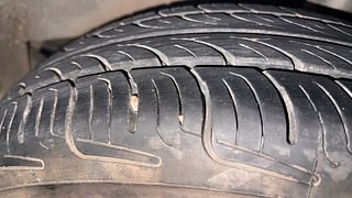 Used 2014 Hyundai Xcent [2014-2017] S Petrol Petrol Manual tyres LEFT REAR TYRE TREAD VIEW