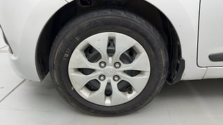 Used 2014 Hyundai Xcent [2014-2017] S Petrol Petrol Manual tyres LEFT FRONT TYRE RIM VIEW