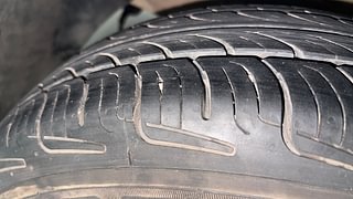 Used 2014 Hyundai Xcent [2014-2017] S Petrol Petrol Manual tyres LEFT FRONT TYRE TREAD VIEW