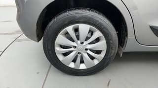 Used 2017 Maruti Suzuki Baleno [2015-2019] Delta Petrol Petrol Manual tyres RIGHT REAR TYRE RIM VIEW