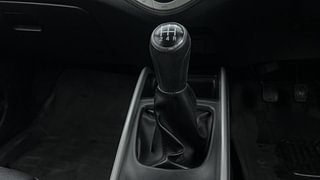 Used 2017 Maruti Suzuki Baleno [2015-2019] Delta Petrol Petrol Manual interior GEAR  KNOB VIEW